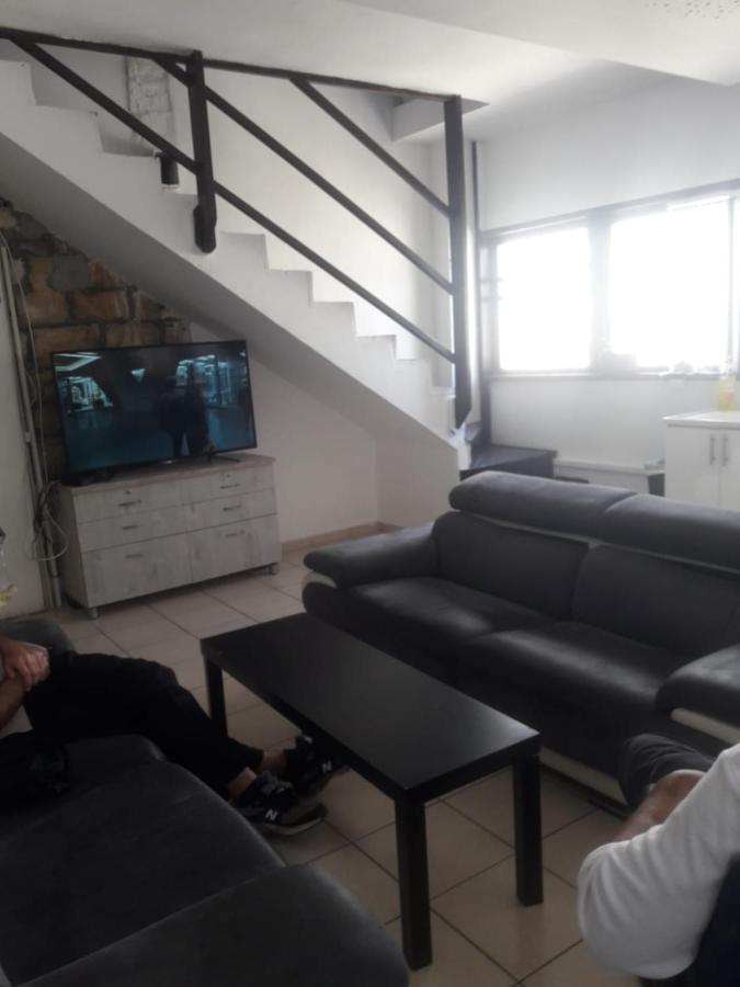 بيت شباب جيرمن كولوني غيست هاوس - بريفات أند دورم رومز حيفا المظهر الخارجي الصورة
